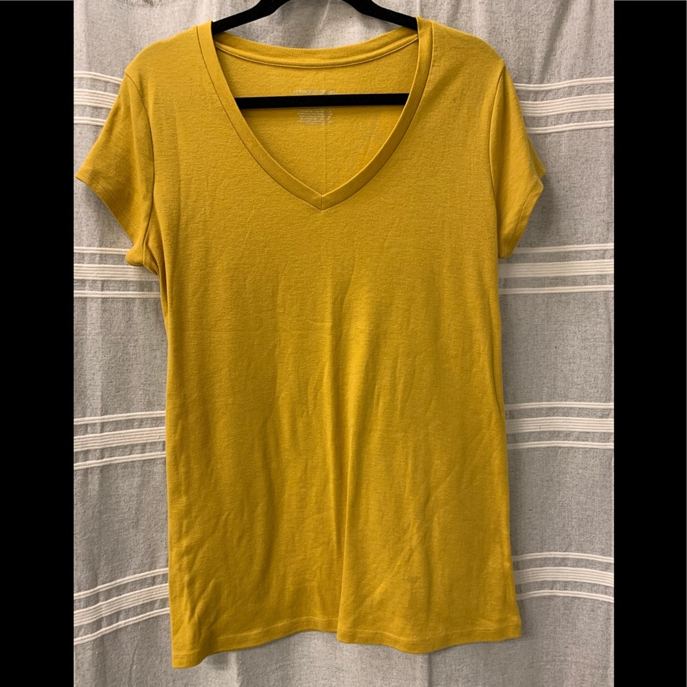 Liz Lange Maternity top size XL